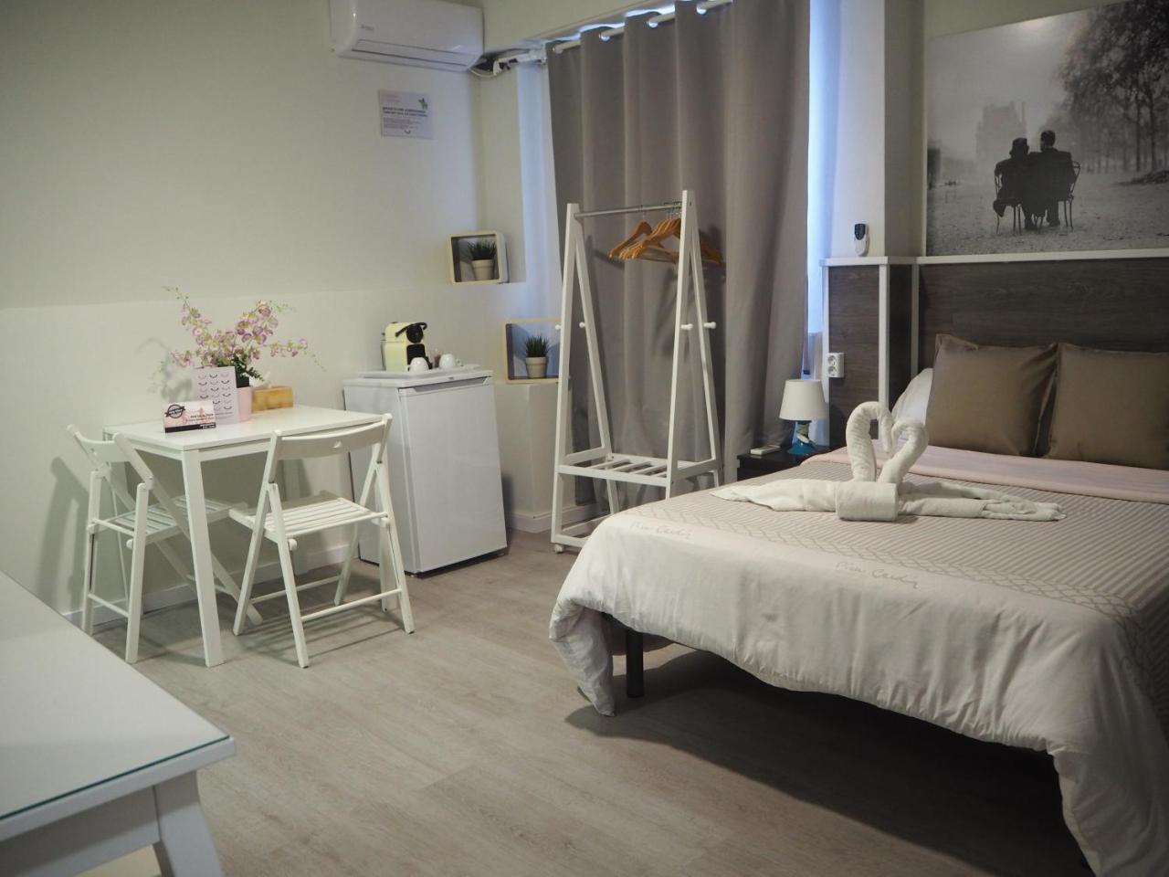Valencia Suits You Centro Historico, Establecimiento Automatizado-Fast Auto Check In&Out, Solo Para Adultos-Adults Only المظهر الخارجي الصورة